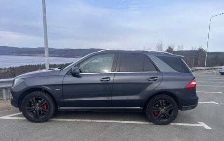 Mercedes-Benz M-Класс, 2011 год, 2 170 000 рублей, 2 фотография