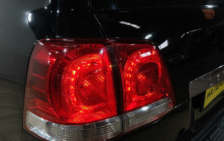 Toyota Land Cruiser 200, 2010 год, 3 319 000 рублей, 8 фотография
