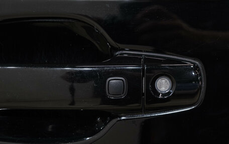 Toyota Land Cruiser 200, 2010 год, 3 319 000 рублей, 13 фотография