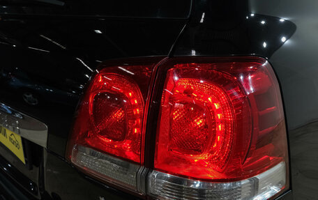 Toyota Land Cruiser 200, 2010 год, 3 319 000 рублей, 10 фотография