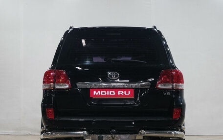 Toyota Land Cruiser 200, 2010 год, 3 319 000 рублей, 6 фотография