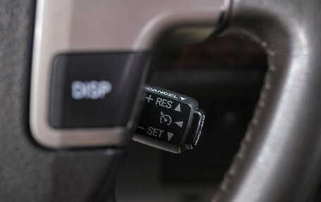 Toyota Land Cruiser 200, 2010 год, 3 319 000 рублей, 24 фотография