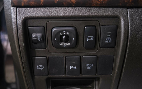 Toyota Land Cruiser 200, 2010 год, 3 319 000 рублей, 35 фотография