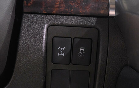 Toyota Land Cruiser 200, 2010 год, 3 319 000 рублей, 34 фотография