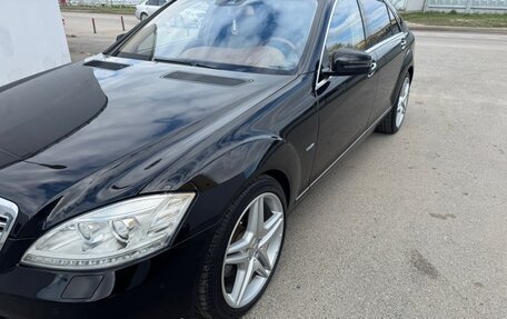 Mercedes-Benz S-Класс, 2010 год, 1 560 000 рублей, 2 фотография