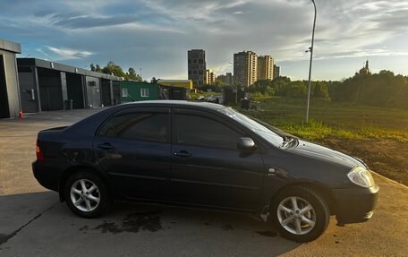 Toyota Corolla, 2004 год, 300 000 рублей, 3 фотография