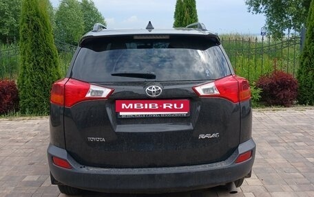 Toyota RAV4, 2014 год, 1 570 000 рублей, 2 фотография