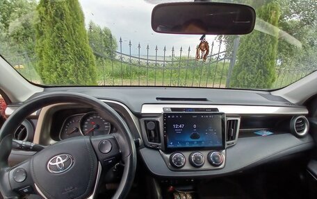 Toyota RAV4, 2014 год, 1 570 000 рублей, 6 фотография