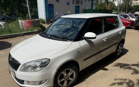 Skoda Fabia II, 2012 год, 850 000 рублей, 2 фотография