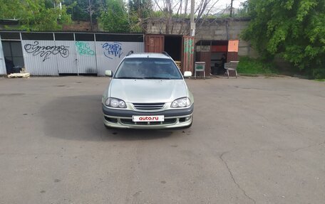 Toyota Avensis III рестайлинг, 1999 год, 360 000 рублей, 2 фотография