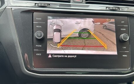 Volkswagen Tiguan II, 2018 год, 3 300 000 рублей, 6 фотография