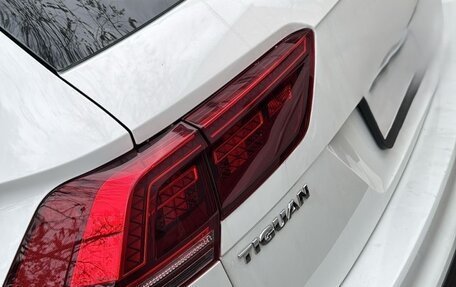 Volkswagen Tiguan II, 2018 год, 3 300 000 рублей, 3 фотография