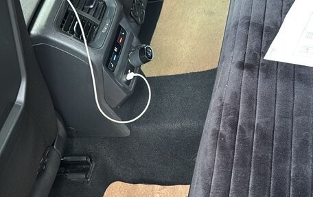 Volkswagen Tiguan II, 2018 год, 3 300 000 рублей, 8 фотография