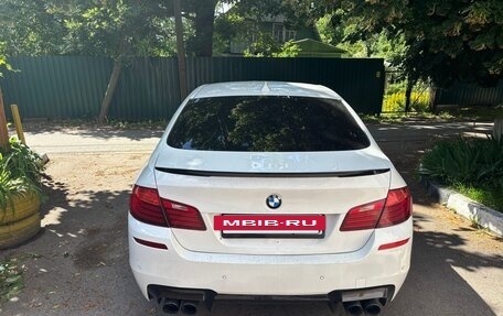 BMW 5 серия, 2013 год, 1 800 000 рублей, 4 фотография