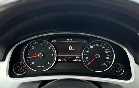 Volkswagen Touareg III, 2014 год, 2 600 000 рублей, 10 фотография