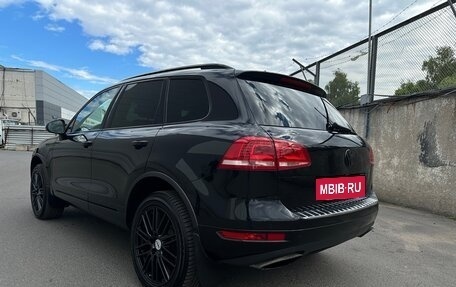 Volkswagen Touareg III, 2014 год, 2 600 000 рублей, 28 фотография