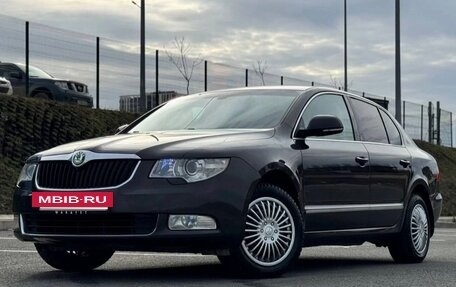 Skoda Superb III рестайлинг, 2009 год, 900 000 рублей, 2 фотография