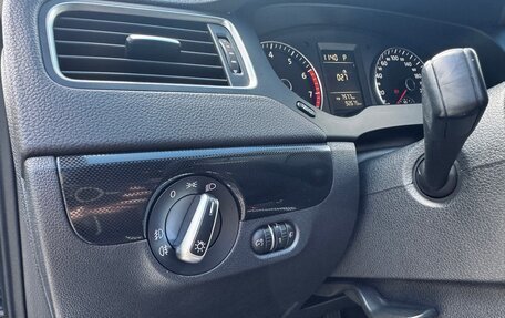 Volkswagen Jetta VI, 2014 год, 1 350 000 рублей, 12 фотография