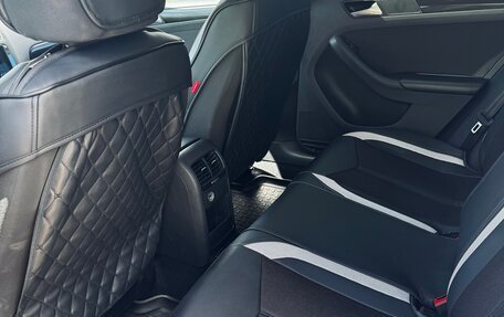 Volkswagen Jetta VI, 2014 год, 1 350 000 рублей, 16 фотография