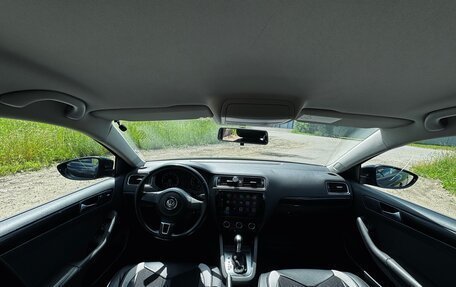 Volkswagen Jetta VI, 2014 год, 1 350 000 рублей, 17 фотография