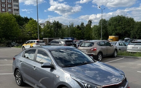KIA Rio IV, 2020 год, 1 690 000 рублей, 2 фотография