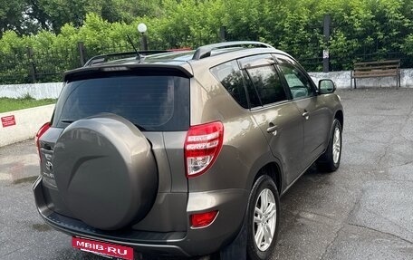 Toyota RAV4, 2011 год, 1 300 000 рублей, 4 фотография