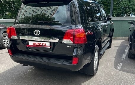 Toyota Land Cruiser 200, 2013 год, 4 300 000 рублей, 2 фотография