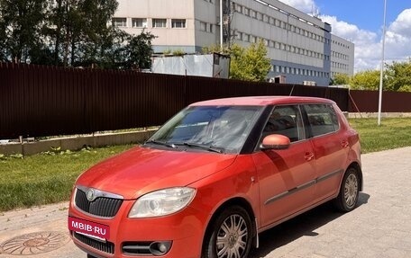 Skoda Fabia II, 2008 год, 450 000 рублей, 2 фотография