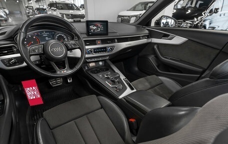 Audi A4, 2019 год, 2 890 000 рублей, 7 фотография