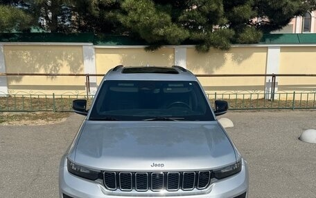 Jeep Grand Cherokee, 2022 год, 5 100 000 рублей, 1 фотография