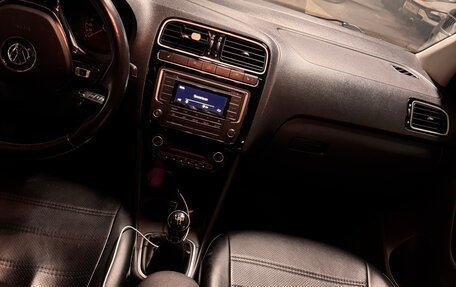 Volkswagen Polo VI (EU Market), 2018 год, 1 300 000 рублей, 6 фотография