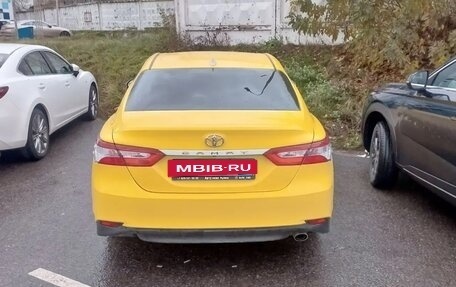 Toyota Camry, 2021 год, 3 500 000 рублей, 8 фотография