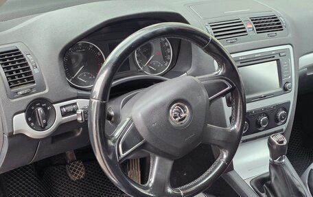Skoda Octavia, 2012 год, 699 000 рублей, 23 фотография