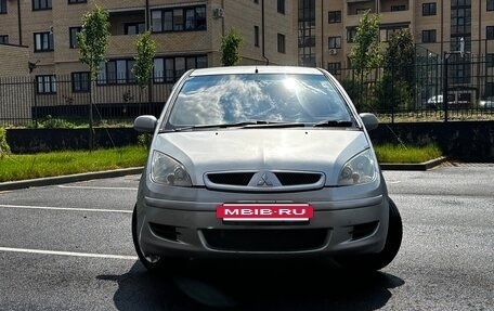 Mitsubishi Colt VI рестайлинг, 2003 год, 300 000 рублей, 5 фотография