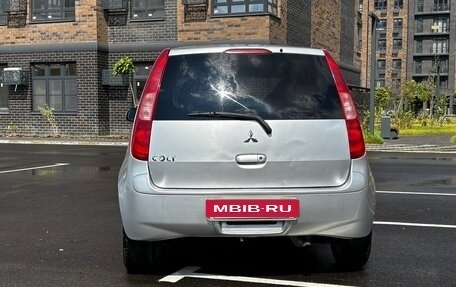Mitsubishi Colt VI рестайлинг, 2003 год, 300 000 рублей, 4 фотография