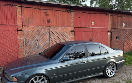 BMW 5 серия, 2002 год, 850 000 рублей, 3 фотография