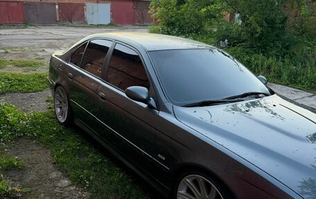 BMW 5 серия, 2002 год, 850 000 рублей, 4 фотография