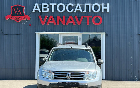 Renault Duster I рестайлинг, 2014 год, 890 000 рублей, 2 фотография