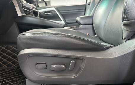 Mitsubishi Montero Sport, 2022 год, 3 990 000 рублей, 11 фотография