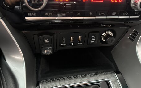 Mitsubishi Montero Sport, 2022 год, 3 990 000 рублей, 17 фотография