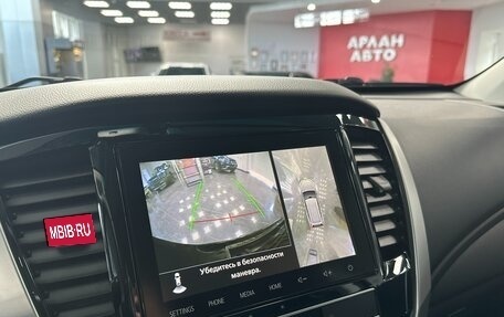 Mitsubishi Montero Sport, 2022 год, 3 990 000 рублей, 21 фотография