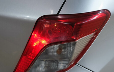 Toyota Vitz, 2013 год, 599 000 рублей, 10 фотография