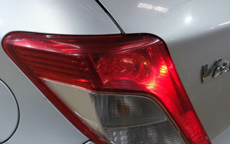 Toyota Vitz, 2013 год, 599 000 рублей, 8 фотография