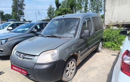 Peugeot Partner II рестайлинг 2, 2010 год, 240 000 рублей, 1 фотография