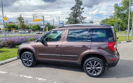 Skoda Yeti I рестайлинг, 2017 год, 1 990 000 рублей, 6 фотография