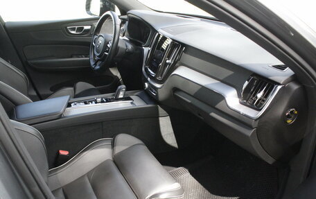 Volvo XC60 II, 2021 год, 3 890 000 рублей, 5 фотография