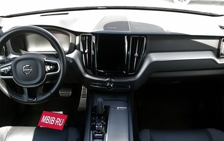 Volvo XC60 II, 2021 год, 3 890 000 рублей, 7 фотография