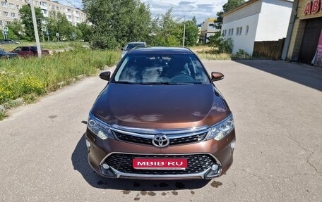 Toyota Camry, 2018 год, 2 500 000 рублей, 1 фотография