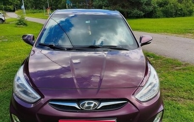 Hyundai Solaris II рестайлинг, 2013 год, 700 000 рублей, 1 фотография