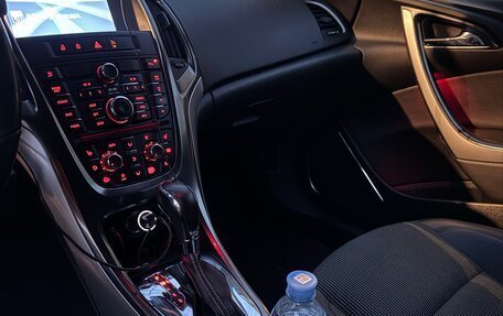 Opel Astra J, 2010 год, 600 000 рублей, 6 фотография